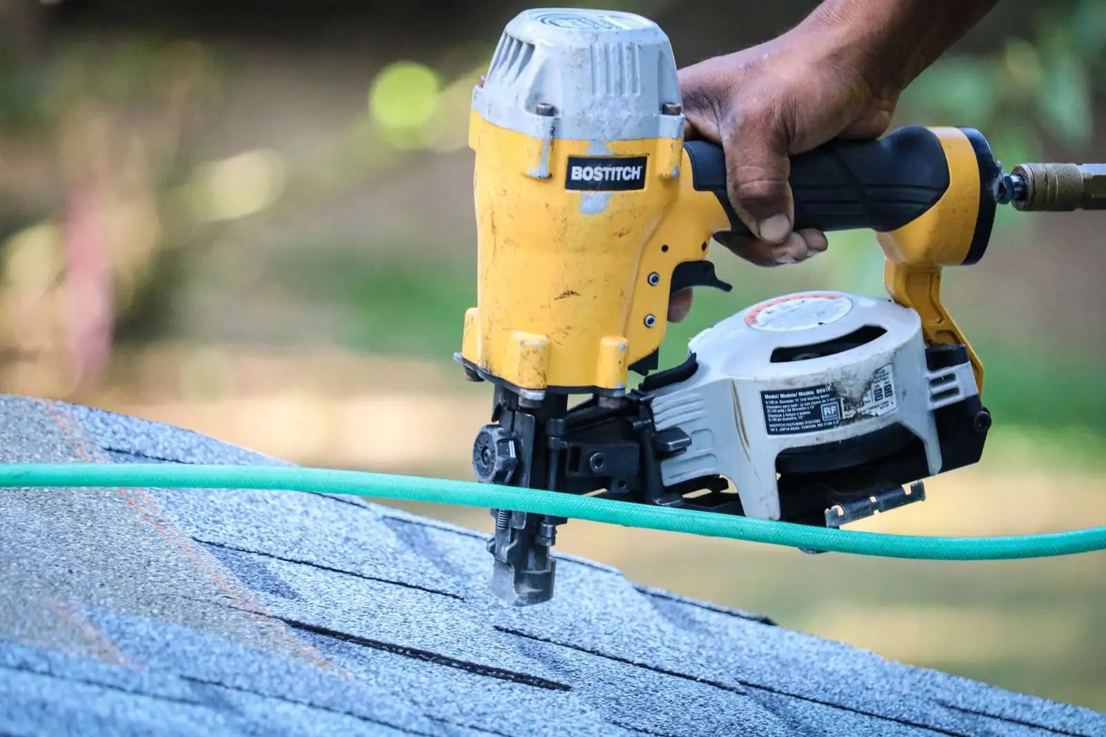 New roof installation in Longview, WA – asphalt shingles by VC Contractor