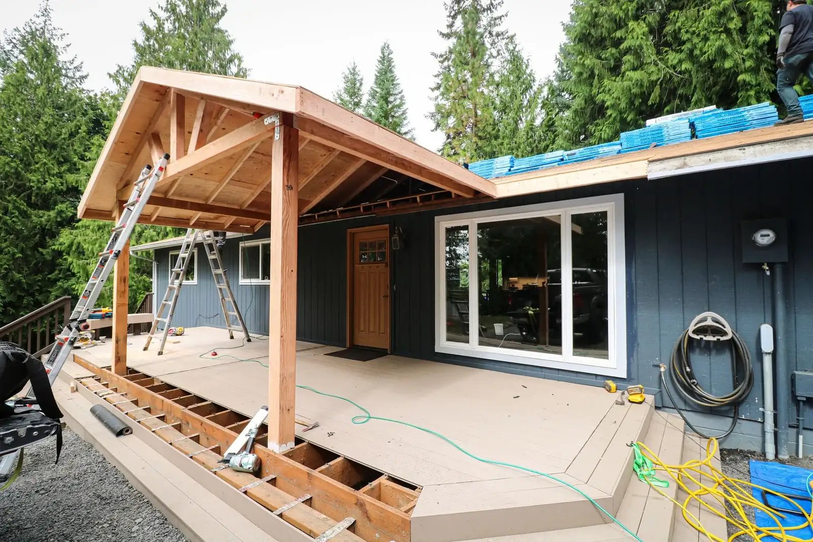 Home exterior renovation and new deck in Longview, WA