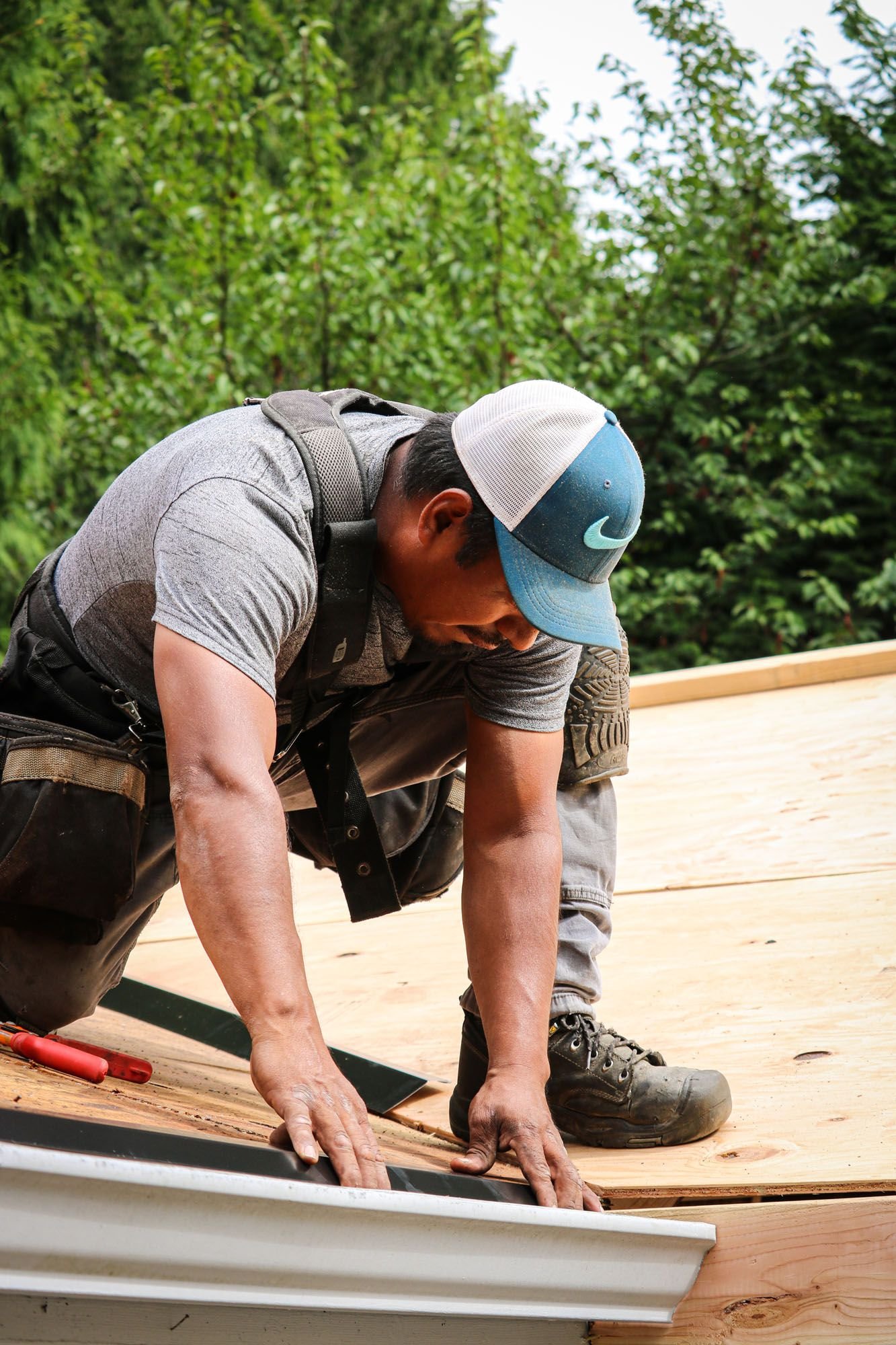 New residential roof installed in Longview, WA by VC Contractor