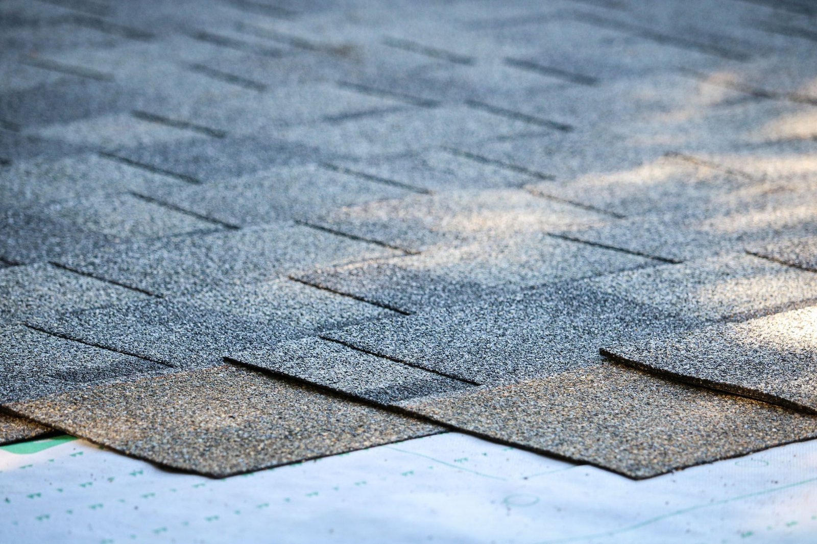 Architectural shingle roof installation by VC Contractor in Longview, WA