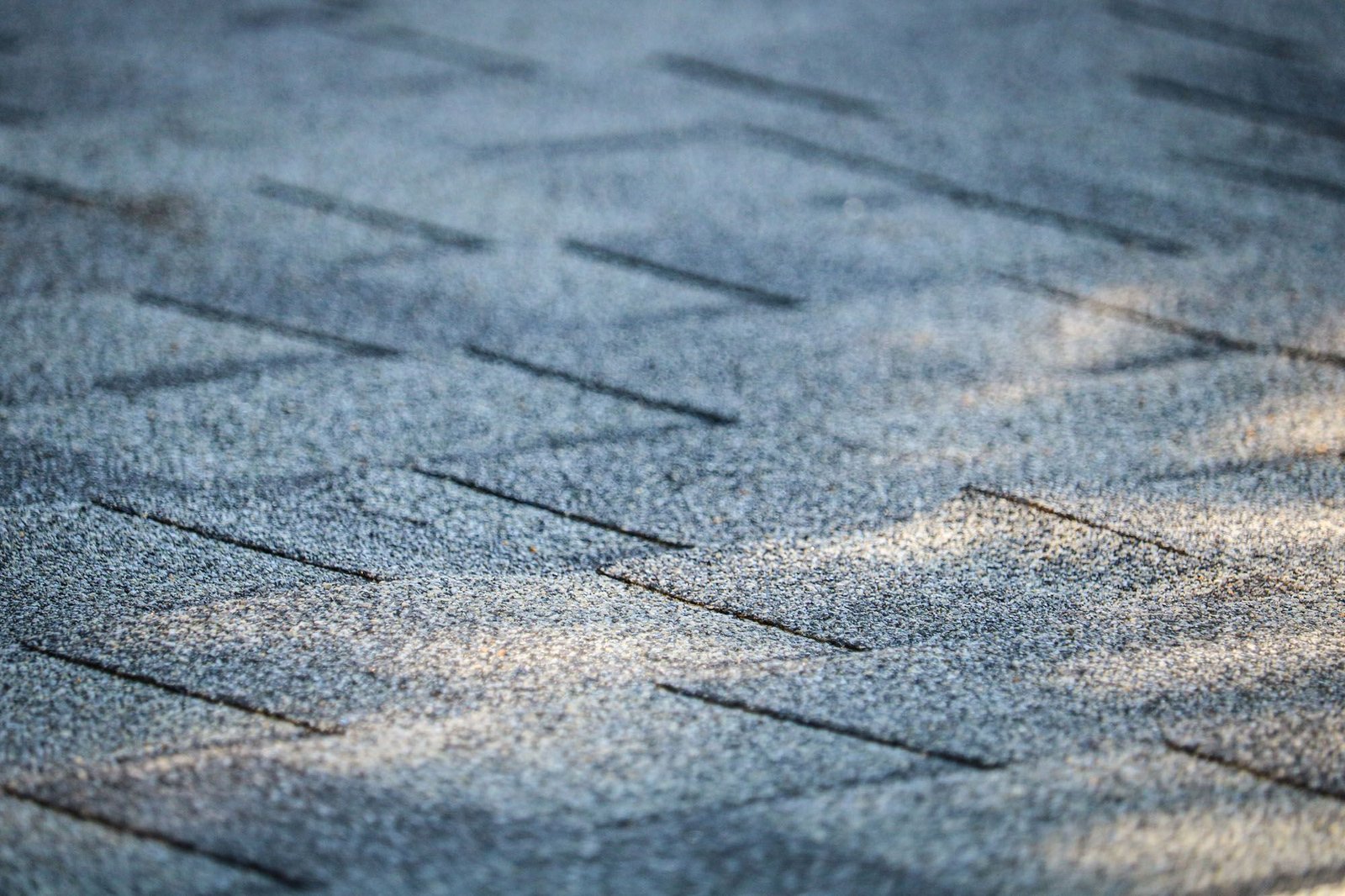 Completed asphalt shingle roof in Longview, Washington