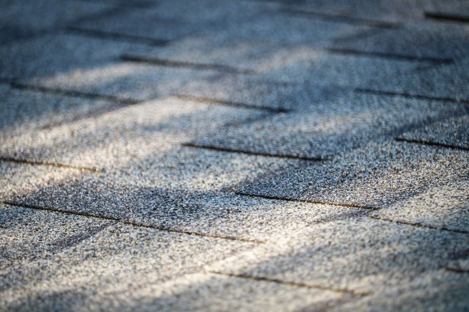 Residential roofing job in Longview, WA - VC Contractor LLC